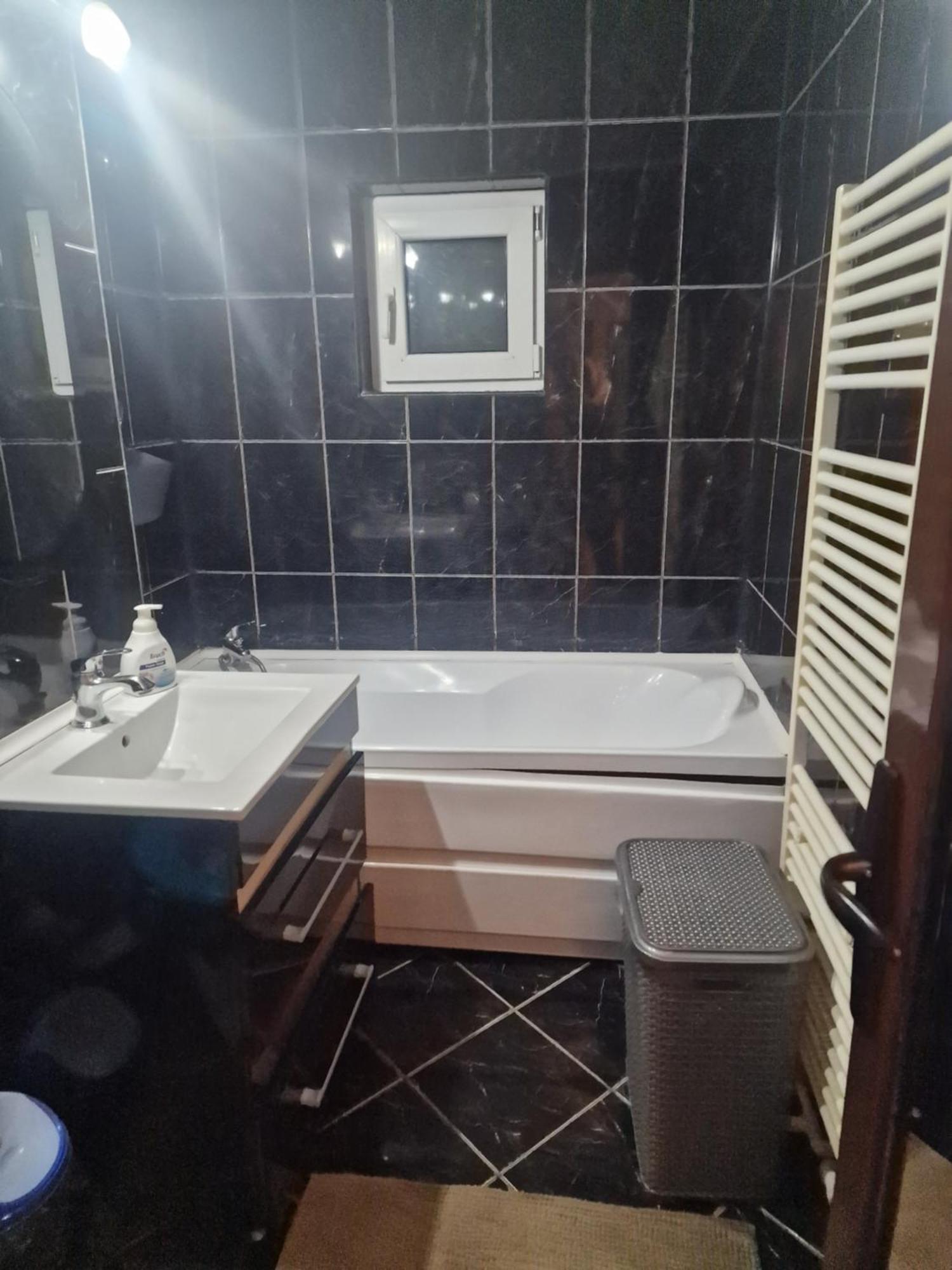 Galaţi 2 Bedrooms Apartment. מראה חיצוני תמונה